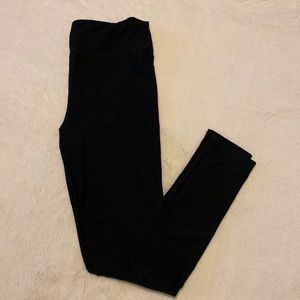 LuLaRoe solid black leggings
